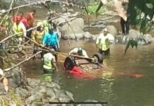 Cae vehículo del puente Totolapa en la carretera México-Tuxpan