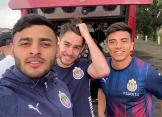 Se quedan varadas las Chivas en plena carretera a Toluca