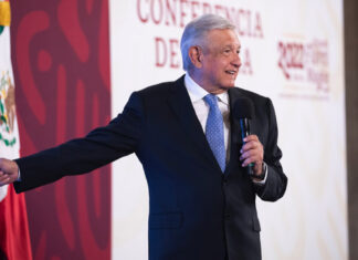 AMLO reta a opositores a salir a votar próximo 10 de abril AMLO se dijo partidario de que todos expresen su opinión en el ejercicio, ya sea a favor o en contra de su gobierno.