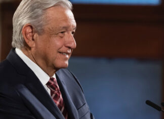 AMLO confirma llamada telefónica con Biden AMLO indicó que tras esta conversación con Joe Biden, iniciará su gira mensual para supervisar los avances del Tren Maya.