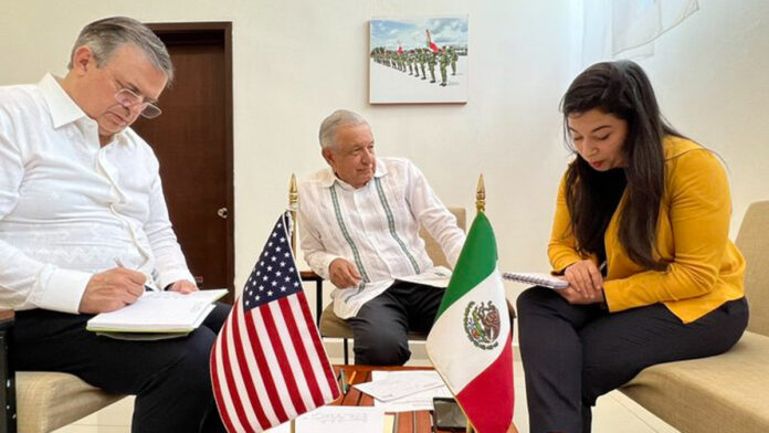 En tanto, en su cuenta de Twitter, AMLO dijo que tuvo "una cordial conversación con el presidente Biden".