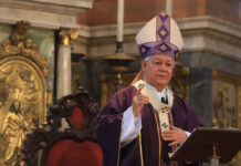 Arzobispo de Puebla llama a privilegiar la paz y el diálogo El arzobispo pidió a los fieles católicos analizar la conversión, vivir bajo la cultura del diálogo y anteponer la paz.