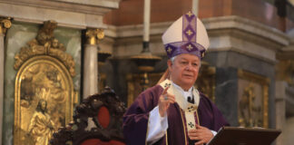 Arzobispo de Puebla llama a privilegiar la paz y el diálogo El arzobispo pidió a los fieles católicos analizar la conversión, vivir bajo la cultura del diálogo y anteponer la paz.