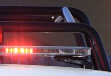 Dejan manos y cabeza junto a narcomanta en Ayotoxco Cabeza