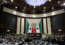 Este domingo se votará la Reforma Eléctrica: Morena Morena y sus aliados requieren votos de la oposición para este domingo.