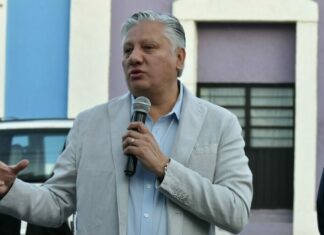 Fernando Morales levanta la mano por la gubernatura de Puebla