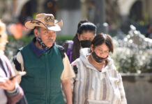 Fin de semana cerró con 69 contagios de Covid-19 y 4 decesos en Puebla De los 69 contagios registrados en el fin de semana, 24 corresponden al viernes, 35 al sábado y sólo 10 al domingo.