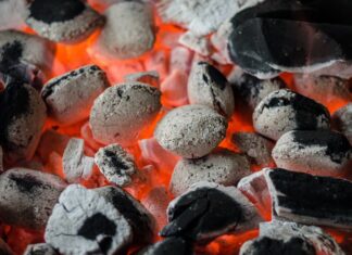 Reino Unido dejará de importar carbón ruso antes de 2023