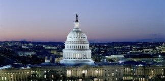 Evacuan el Capitolio de Estados Unidos por amenaza aérea