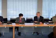 Lilia Cedillo firma convenio con la Organización Europea para la Investigación Nuclear Lilia Cedillo