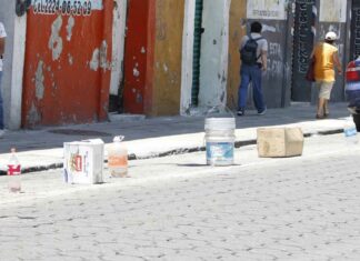 Aprueban multa de hasta 9 mil pesos por apartado de lugares Lugares