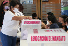 Rechaza Morena voto de castigo por baja participación en consulta Aristóteles Belmont dijo que en Morena Puebla están satisfechos con el ejercicio, al que calificó de un hecho histórico.