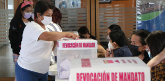 Rechaza Morena voto de castigo por baja participación en consulta Aristóteles Belmont dijo que en Morena Puebla están satisfechos con el ejercicio, al que calificó de un hecho histórico.