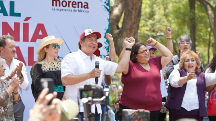 morena Mario Delgado dijo que consultarían a los ciudadanos si deseaban que Morena presentara una denuncia penal.