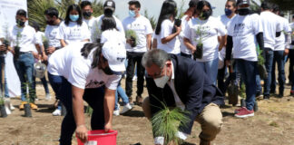 Municipios de Puebla trabajan con la SEP para mejorar medio ambiente Estudiantes de educación media superior y superior de los municipios de Tepexi de Rodríguez, Huatlatlauca y Tehuacán se unieron al programa.