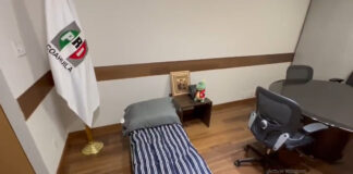 Oposición duerme en San Lázaro previo a votar reforma eléctrica Diputados de la oposición durmieron en la Cámara de Diputados para evitar que manifestantes les impidieran el acceso al recinto legislativo.