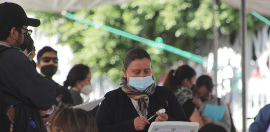 La Secretaría de Salud recomendó el uso de cubrebocas y gel antibacterial a los poblanos que asistan a la Feria de Puebla.