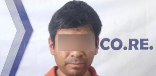 Agentes de la Policía Estatal detuvieron a un hombre en presunta posesión ilegal de arma de fuego y aparente droga.