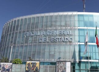 FGE investigará lazos entre ex auditor y políticos políticos