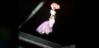 Quinceañera “baja del cielo” en una grúa y se viraliza quinceañera