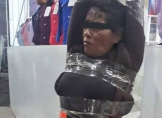 Tianguistas emplayan a presunta ladrona en Texmelucan Los tianguistas de diferentes organizaciones mantienen rondines de vigilancia en todas sus áreas.