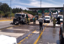 Tráiler se estrella en la autopista Tepic-Guadalajara trailer
