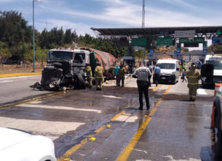 Tráiler se estrella en la autopista Tepic-Guadalajara trailer