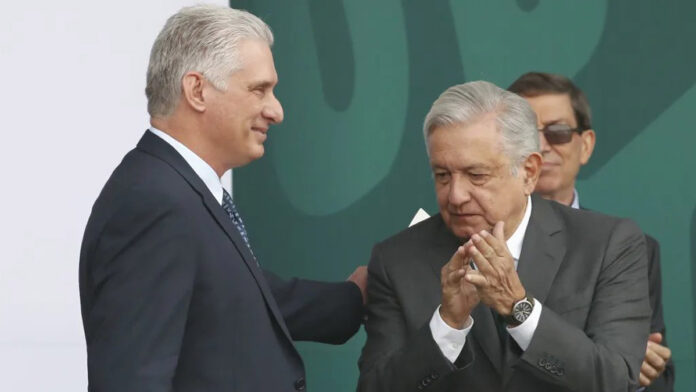 AMLO Su homólogo Miguel Diaz-Canel expresó que la visita de AMLO estrechará los lazos de amistad entre Cuba y la República Mexicana.