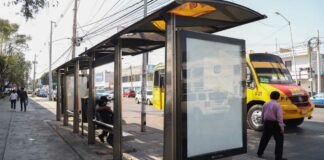 Congreso prevé reunión con Lalo Rivera por concesiones de paraderos Congreso