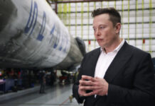 Elon Musk anuncia estrategia para ampliar alcance de Twitter Elon Musk compró Twitter el pasado 25 de abril, lo que ha suscitado preguntas entre los empleados y los usuarios.