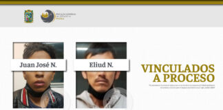 FGE detiene a 2 hombres por extorsionar a taquero en Lara Grajales Agentes investigadores de la FGE capturaron a Eliud N. y Juan José N. cuando pretendían darse a la fuga.