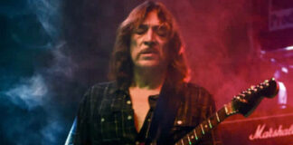 Fallece Jesús Corona, padre del baterista de Moderatto Jesús fue miembro de la banda Náhuatl, grupo dirigido por Ricardo Ochoa, líder de la legendaria banda Peace and Love.