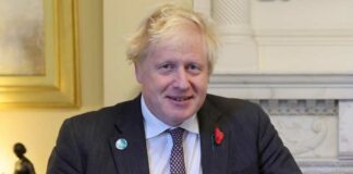 Se prepara Johnson por informe sobre fiestas ilegales Johnson