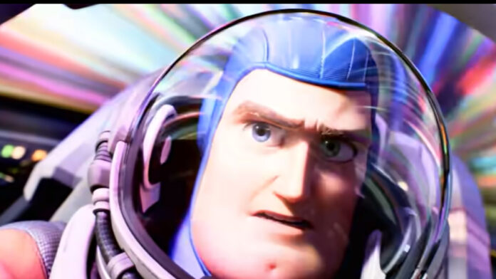 Lightyear queda atrapado en un misterioso planeta.