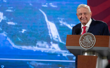 México registra solo una muerte por Covid-19 al día, destaca AMLO Andrés Manuel López Obrador destacó que hay un descenso considerable de fallecimientos por la pandemia del Covid-19 en México.