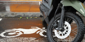 ¡Ojo! Motocicletas también pagarán parquímetro en Puebla Las motocicletas están contempladas dentro del cobro por uso de parquímetros en la capital del estado.