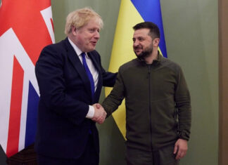 Reino Unido enviará millonario apoyo militar a Ucrania Este apoyo se suma a los 1.500 millones de libras (1.750 millones de euros) que ya había anunciado Reino Unido hasta ahora.