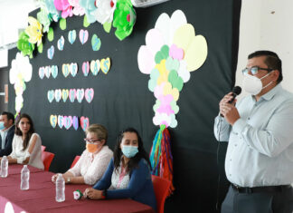 Reconoce SEDIF a personal femenino de casas de asistencia SEDIF