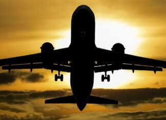 Pilotos acusan incidentes graves de vuelo en el AICM Vuelos