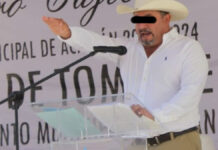 Alcalde de Acatlán está detenido pero no vinculado a proceso: Barbosa Además, 24 de 27 policías municipales detenidos el 29 de abril pasado fueron vinculados a proceso por usurpaciones.