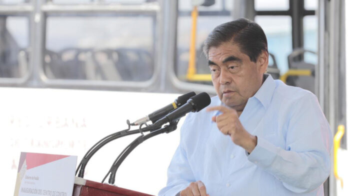 barbosa Barbosa resaltó que él comenzará la atención directa a los ciudadanos a partir de las 10:00 de la mañana en Casa Aguayo.