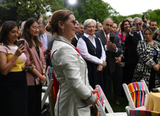 Así fue la visita de Beatriz Gutiérrez Müller a la Casa Blanca Beatriz Gutiérrez Müller agradeció a Jill Biden por el recibimiento y aseguró que fue todo un honor participar en las celebración. Foto: AFP