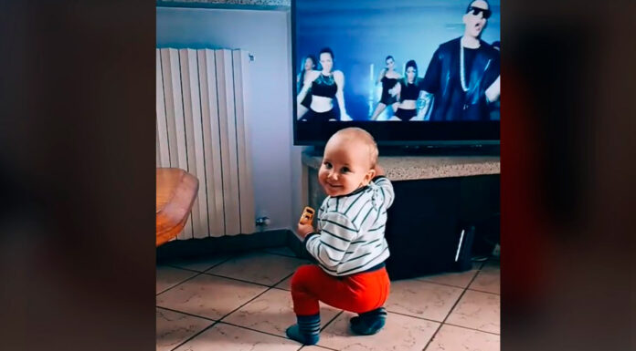 Bebé deslumbra TikTok con su ‘flow’ al escuchar a Daddy Yankee bebé