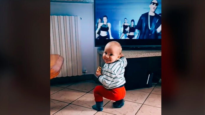bebe bebé