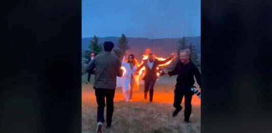 novios fuego
