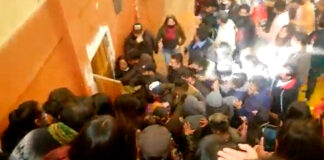 “Avalancha humana” deja 4 muertos en Bolivia Bolivia granada estudiantes