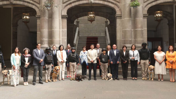 Estos caninos dejarán atrás labores de detección de explosivos y armas de fuego.