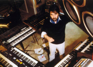 ¡Adiós Vaquero! Muere el compositor griego Vangelis El compositor alcanzó el éxito con 'Blade Runner' en 1982.