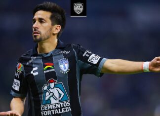 Fernando Navarro llega al Toluca