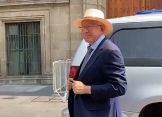 AMLO se reúne con Ken Salazar, embajador de EU Embajador